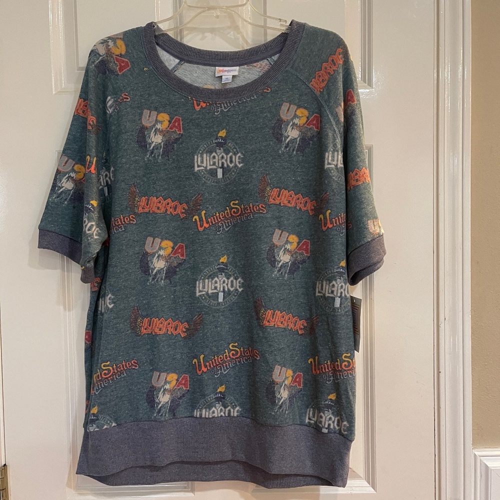 NEW LuLaRoe Jane USA Patriotic Short Sleeve Sweater Simply Comfortable XL NWT